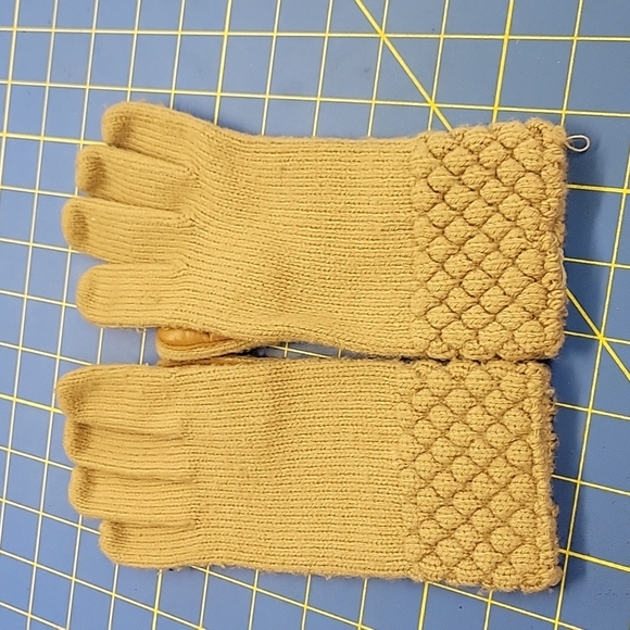 Leather & Knit Gloves Beige & Brown - Picture 4 of 4